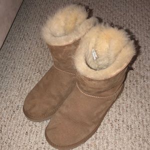 ugg boots with bows in back